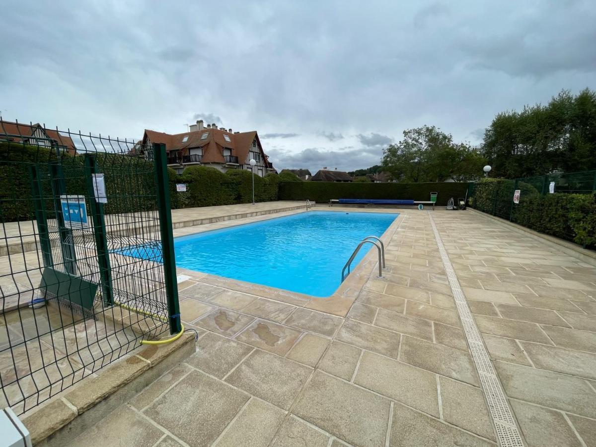 La Vigie Spacieux, Lumineux, Piscine Deauville Eksteriør billede